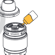 Voopoo UFORCE X Tank 2 befüllen: obere Abdeckung abschrauben und Liquid in die äußeren Öffnungen füllen
